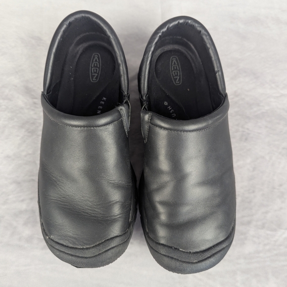 Keen Size 7 Black Leather Slip-On Loafers with Padded Comfort main image 4